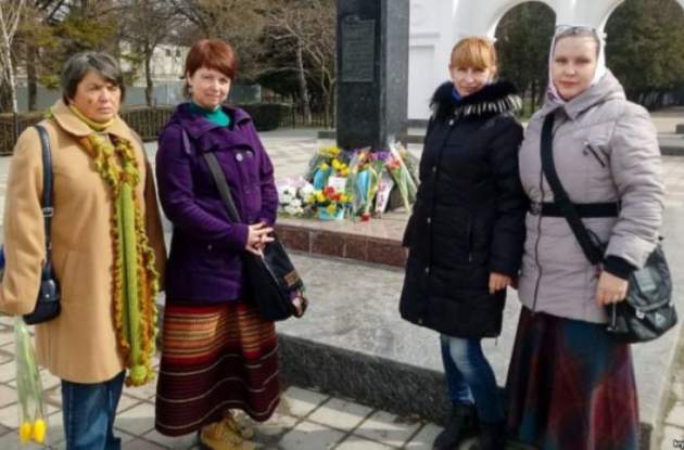 Активистка из Крыма поплатилась за поддержку Украины