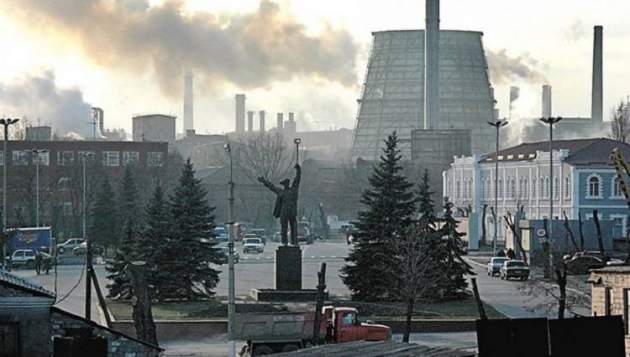На Донбассе рухнула крыша на отжатом боевиками ЛНР заводе