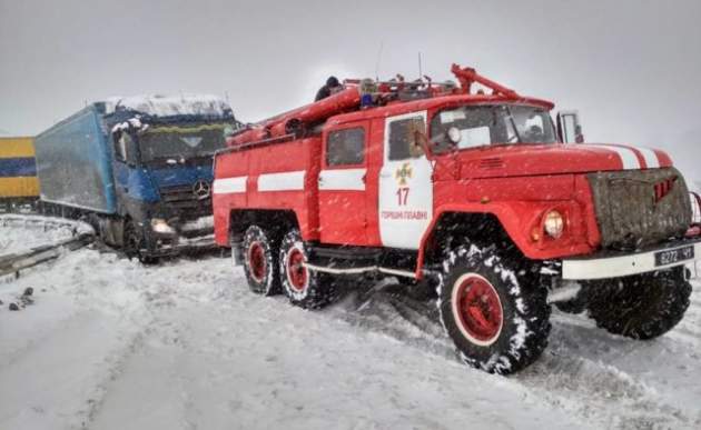 Зимние игры закончились трагедией, спасатели ищут трупы под Киевом