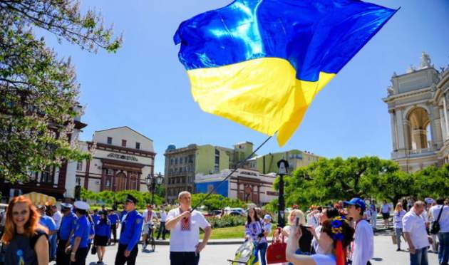 Украинцы весной получат много выходных