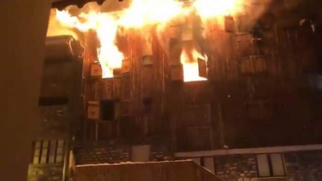 Обнародовано видео страшного пожара в отеле Куршевеля