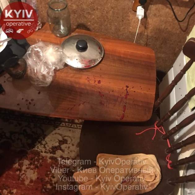 Понять и простить: в Киеве мужчина устроил кровавую расправу над женой и 9-летней дочерью