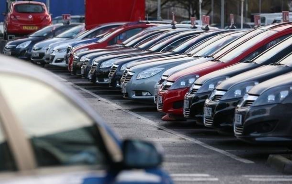 В Украине значительно снизился спрос на новые авто