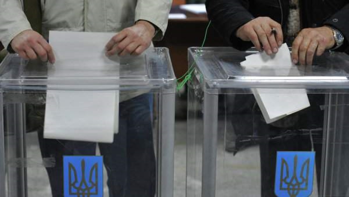 Российские наблюдатели прибудут на выборы в Украину с мандатом от ОБСЕ - СМИ