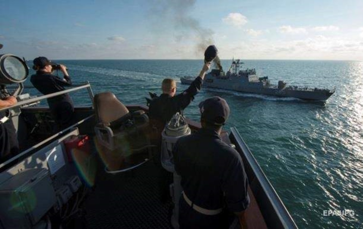 Украина пригласила корабли США в Черное море