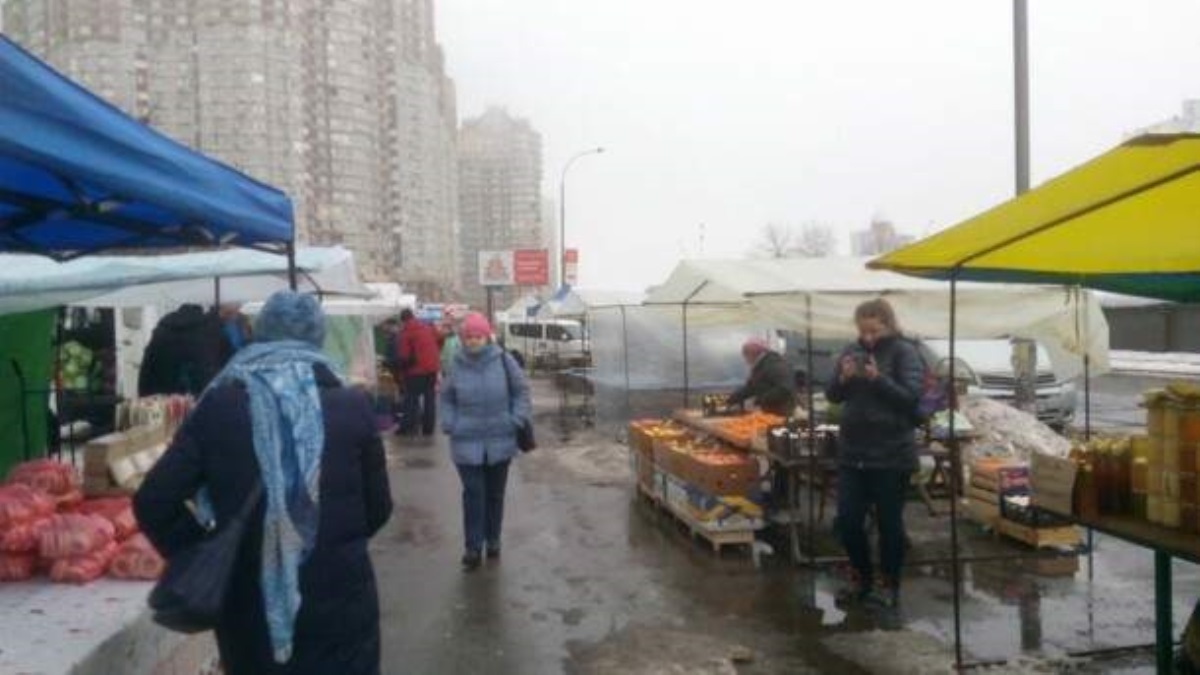 "Адреса и явки": где в Киеве в ближайшие дни можно купить недорогие продукты