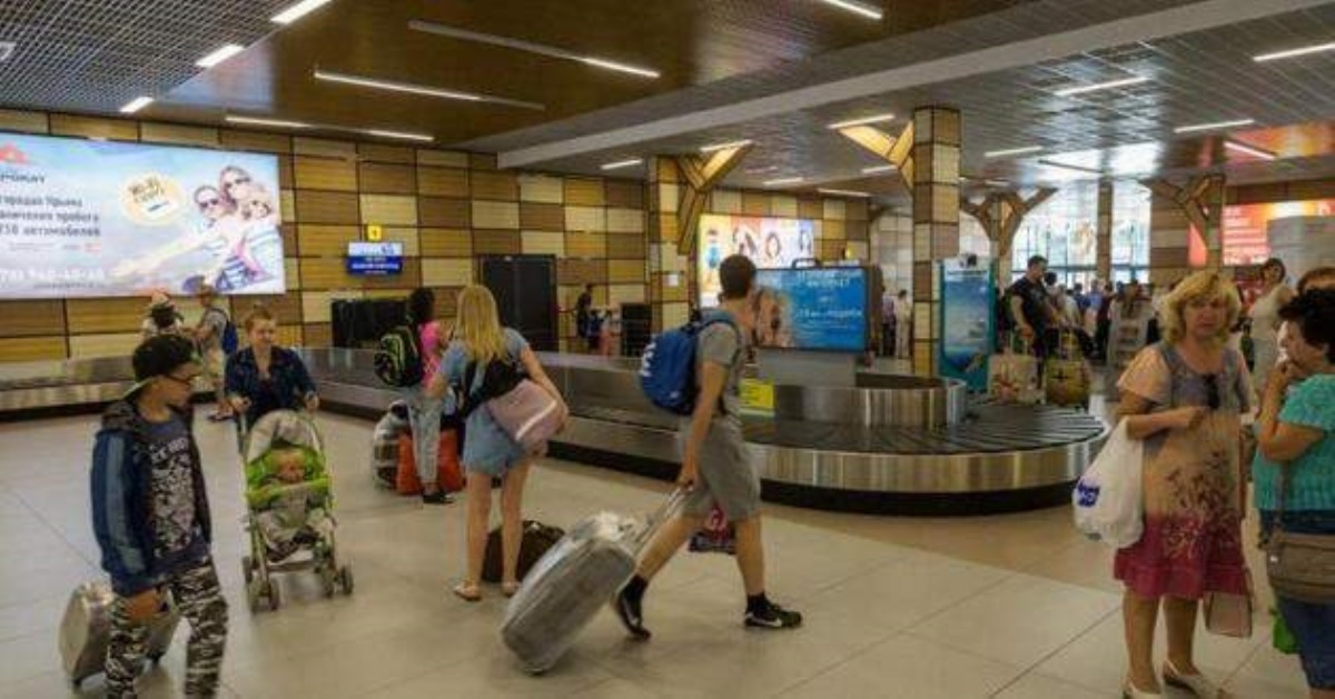 В аэропорту Израиля "взяли в плен" 140 украинцев: что известно