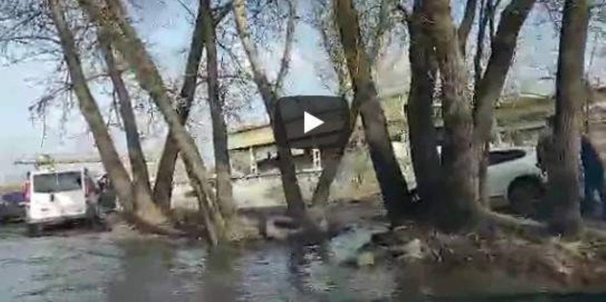 В Киеве "поплыла" целая улица: появилось видео