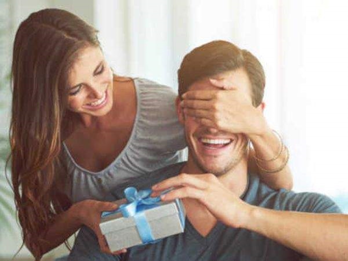 Что подарить мужчине на 23 февраля по знаку Зодиака