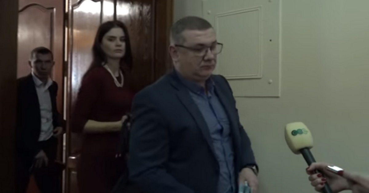 Убежал без одежды: в Кропивницком чиновник оконфузился из-за "взрослого кино" в ОГА