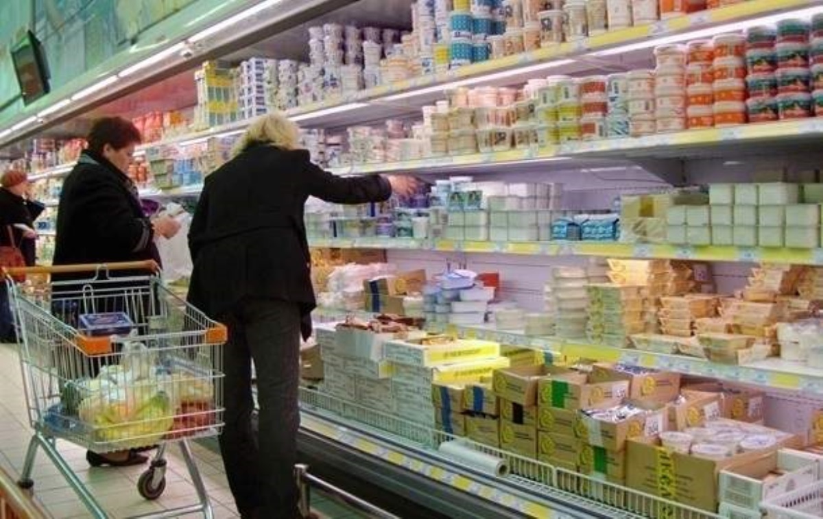 Продукты в украинских магазинах представляют опасность для здоровья