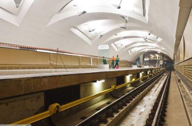 Как выжить, если неожиданно свалиться с платформы метро