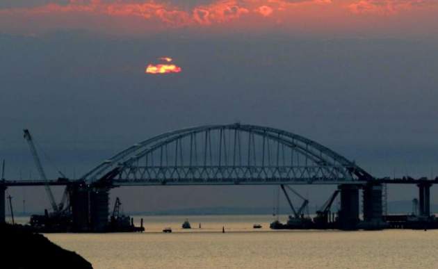 Крымский мост перестал функционировать