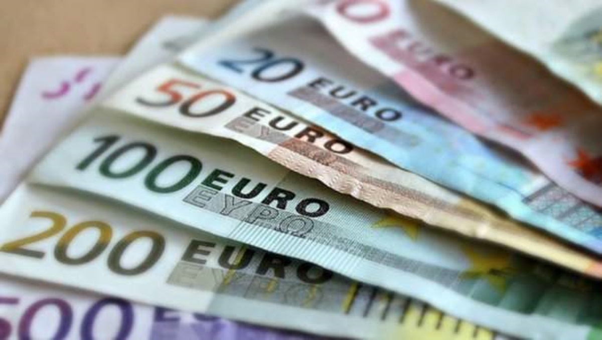 Курс евро идет на рекорд