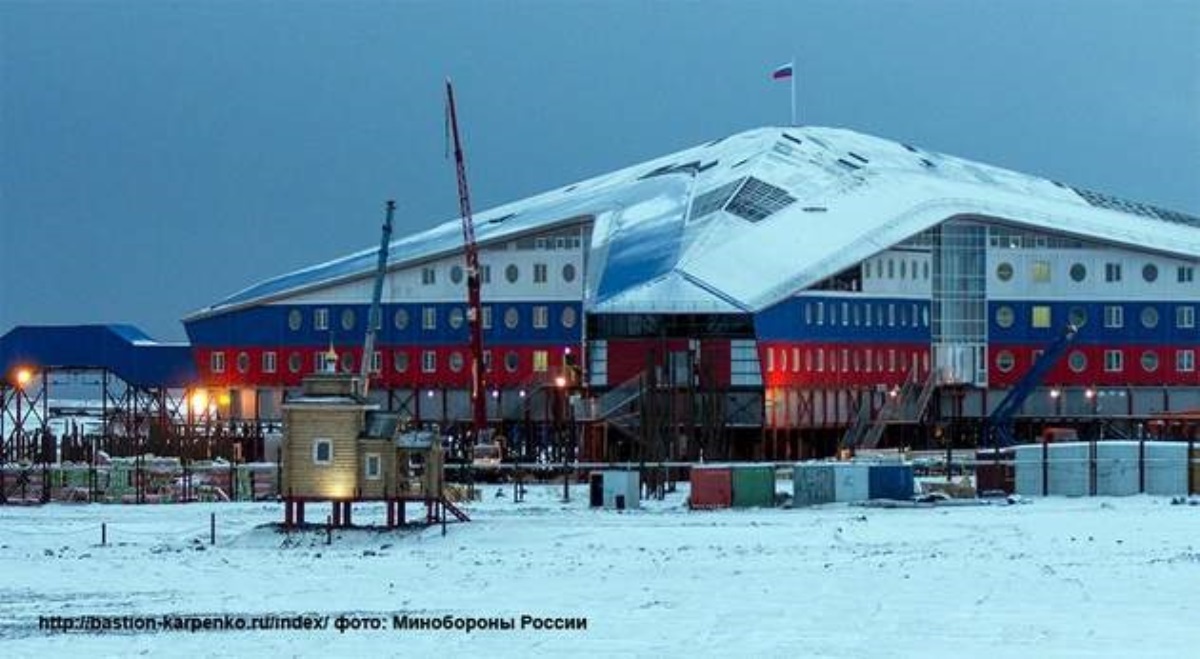Россия грозится потопить иностранные суда в Арктике
