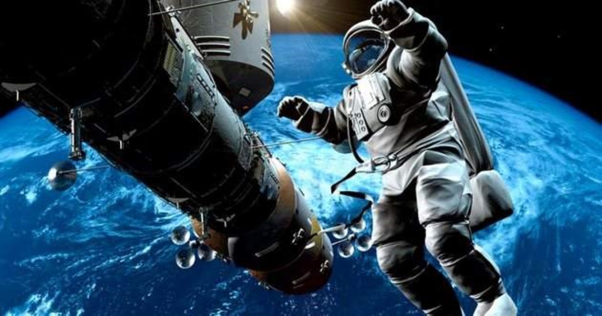 Астронавты NASA вышли в открытый космос: выполняют важную миссию