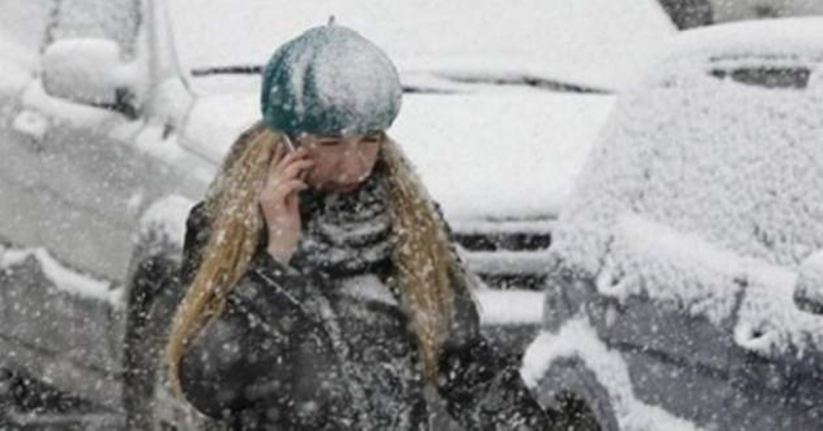 Украину в конце марта завалило снегом