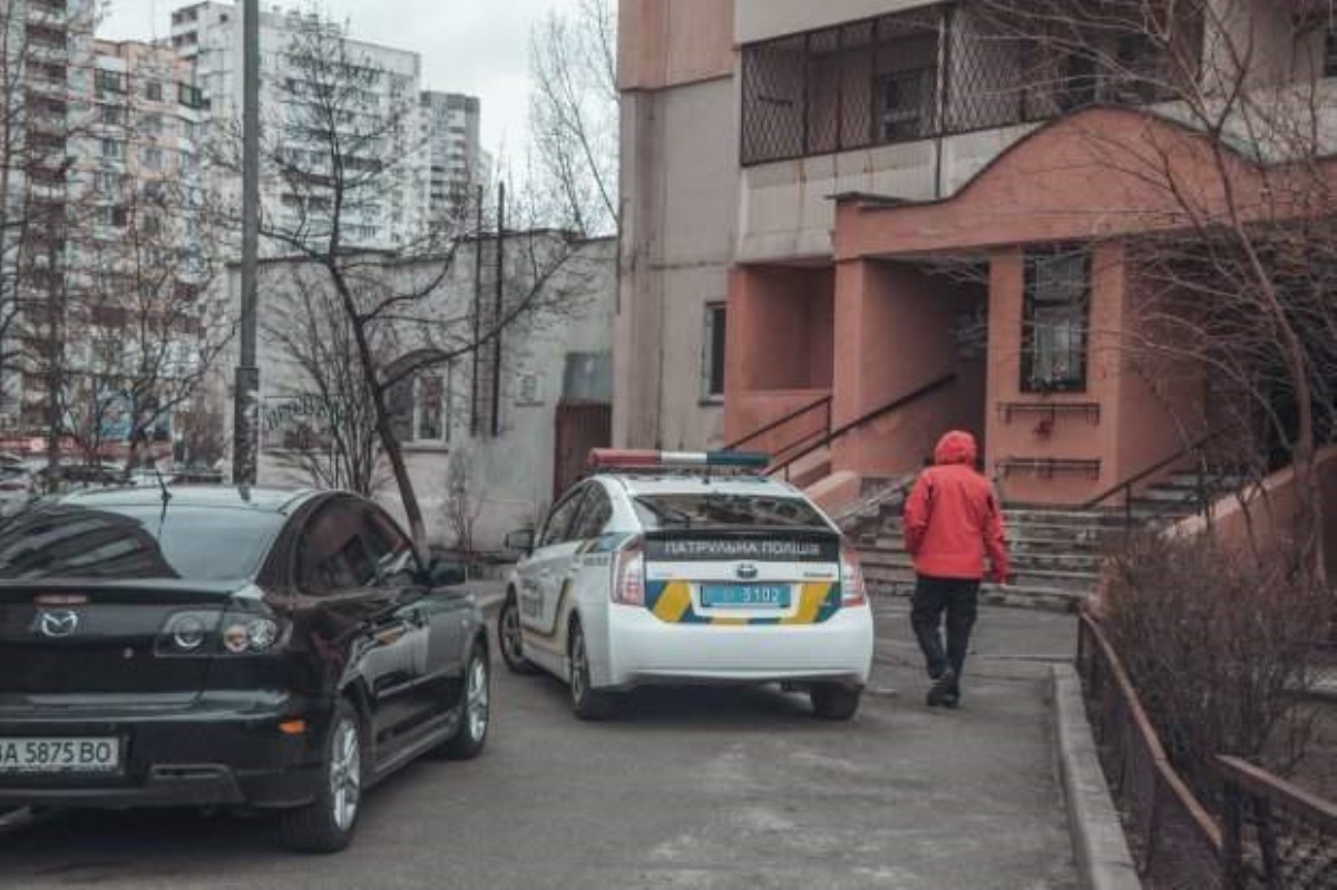 Допил и вышел с 16 этажа: смерть киевлянина шокировала украинцев