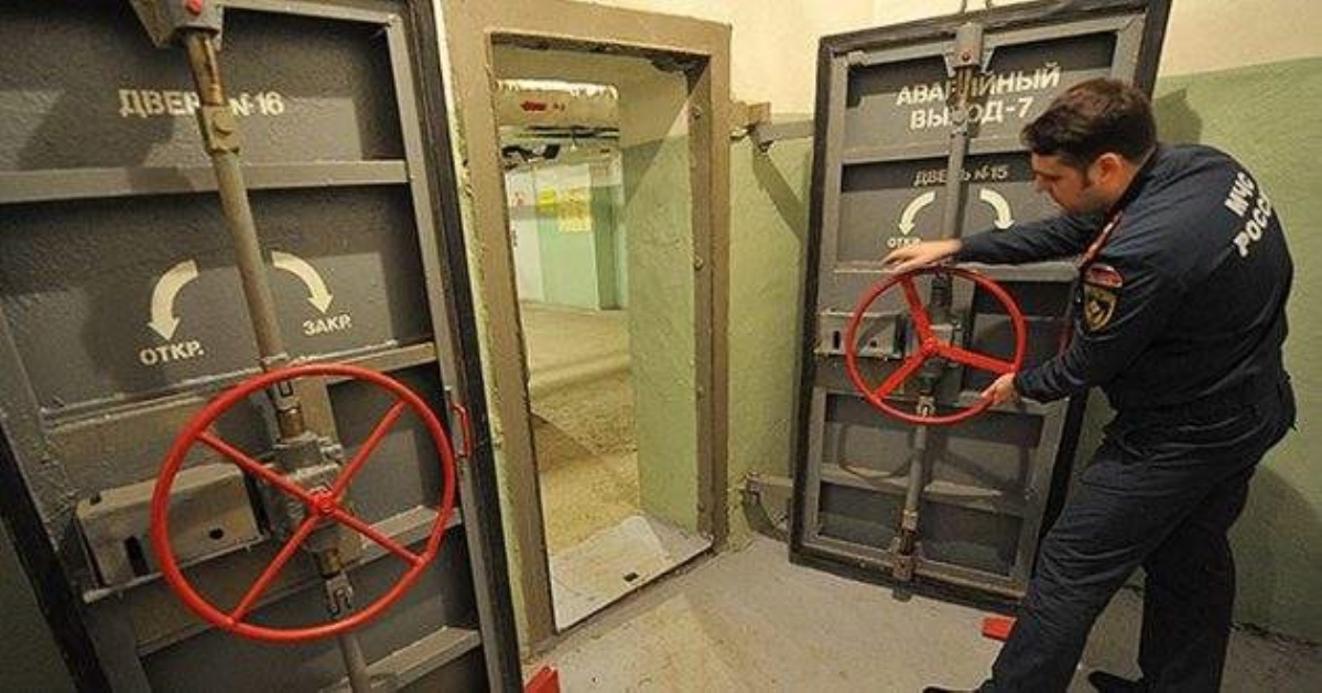 Хоть сейчас заселяйся: экстремалы показали найденное подземное убежище на случай катастрофы