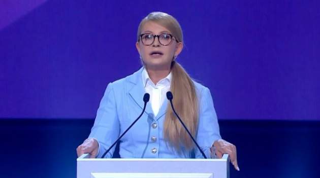 Тимошенко обещает привлечь интеллектуалов к управлению страной
