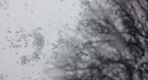 Погода в Украине на 27 марта: пройдут дожди со снегом