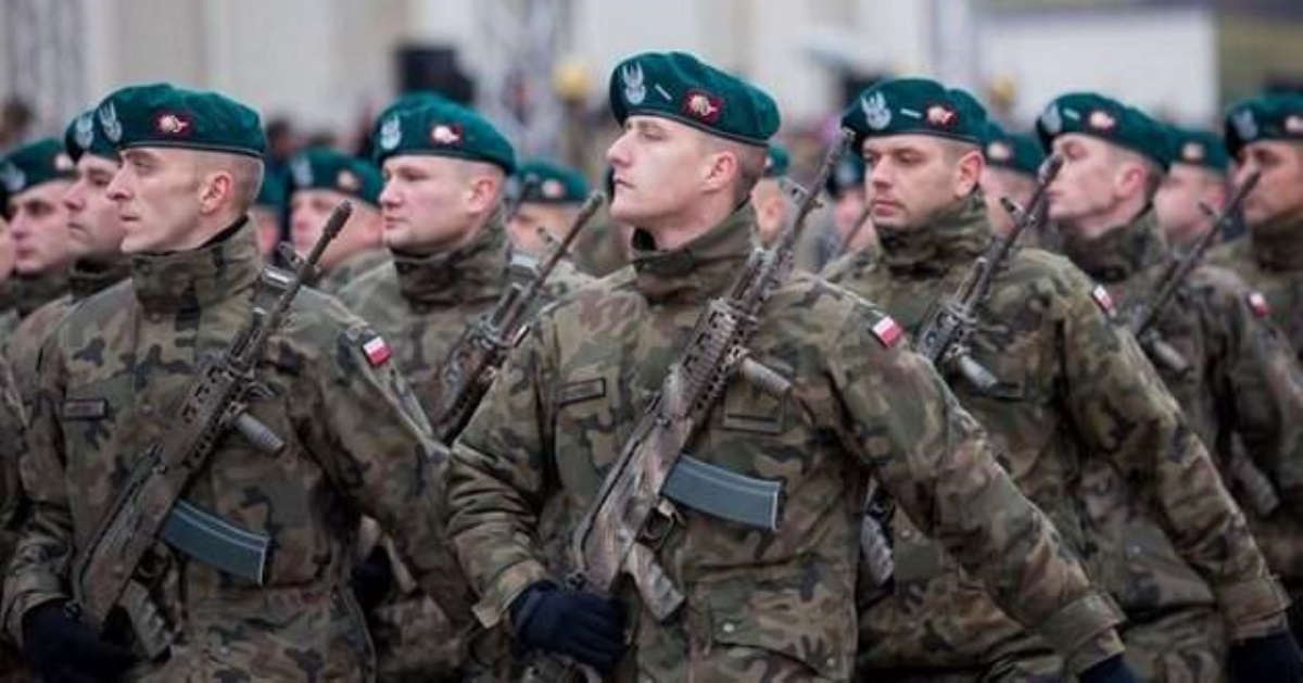 Страны ЕС стягивают войска к границе с Россией: в чем дело
