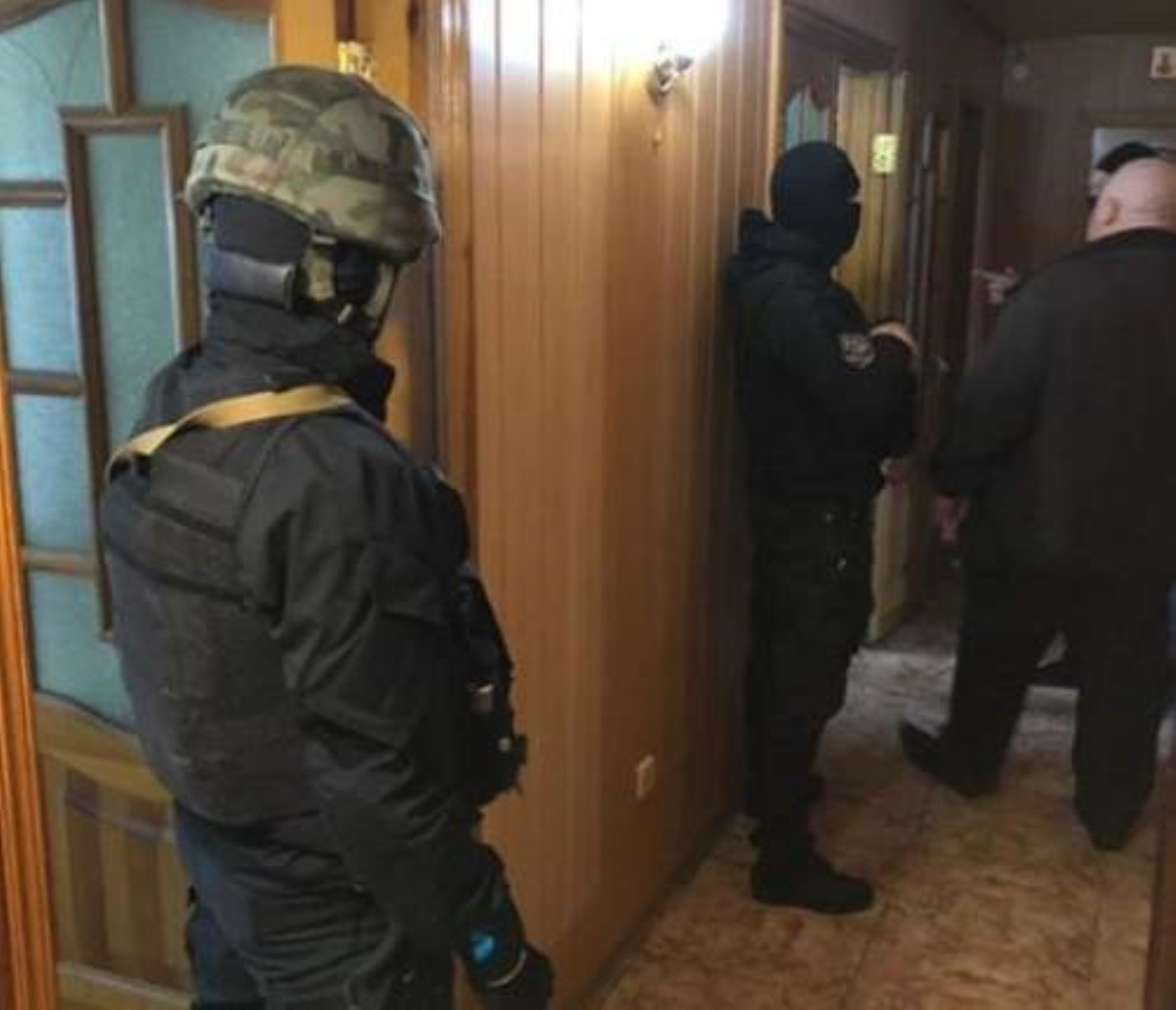 У депутата горсовета Николаева якобы по ошибке провели обыски. Фото