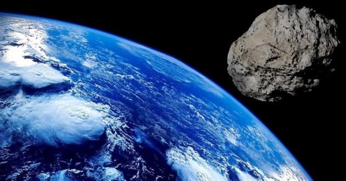 Огромный объект тащит к Земле облако зеленых метеоритов