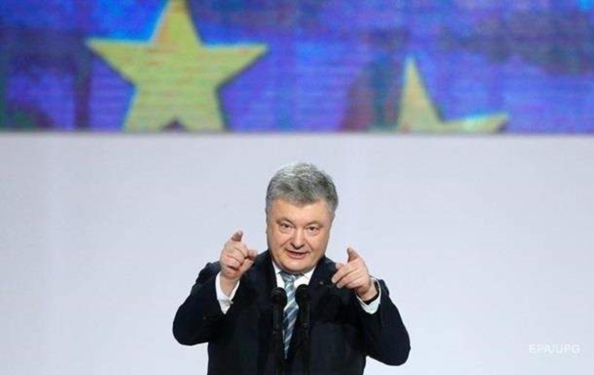 Украинцы стали получать телефонные звонки от Порошенко