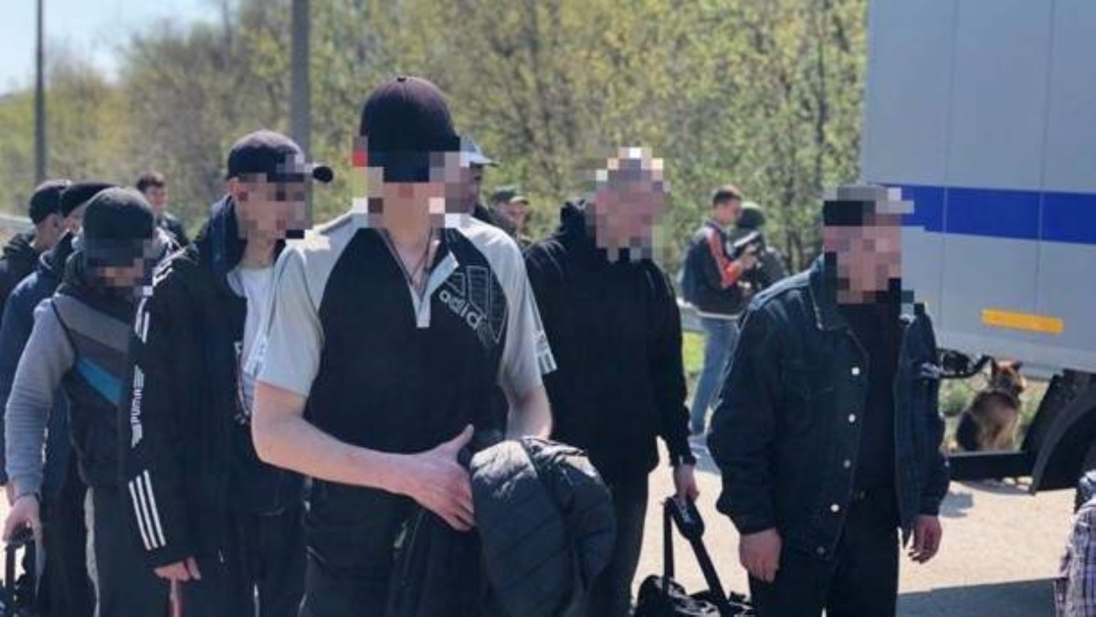 Сепаратисты передали Украине 60 заключенны