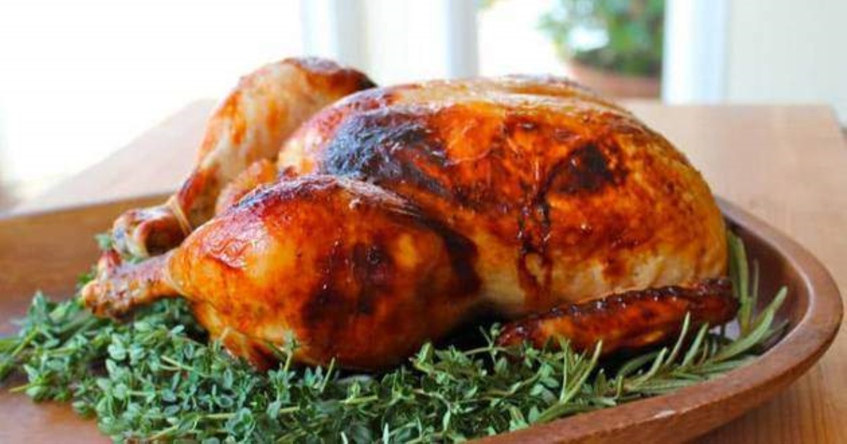 Хватит срезать с курицы ″шкурку″: это самая полезная ее часть