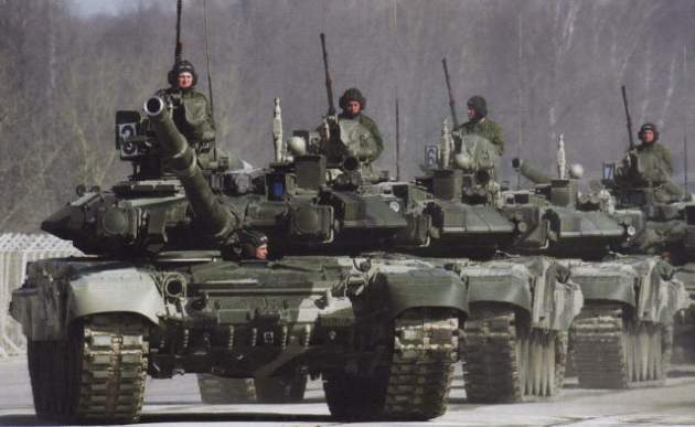 Украина окружена: генерал раскрыл правду о скорости появления танков РФ под Киевом