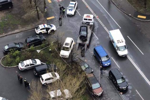 Хотели устроить самосуд: в Киеве водитель разбил 4 машины