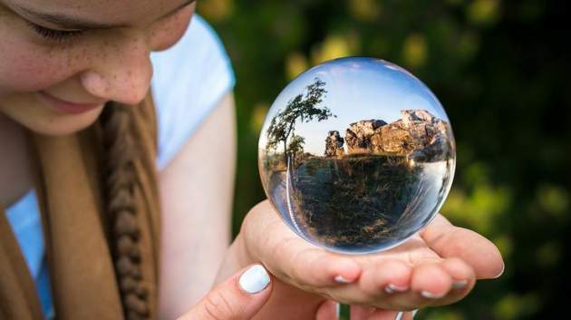 На Близнецов обрушится работа: гороскоп на 27 апреля