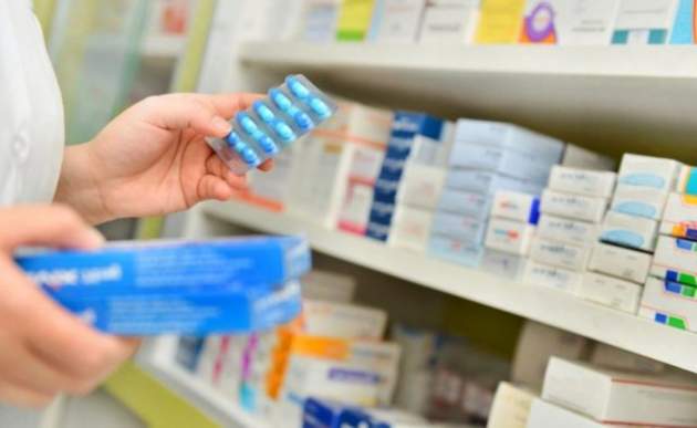 Покупателям в аптеке вместо лекарств подсовывают макароны