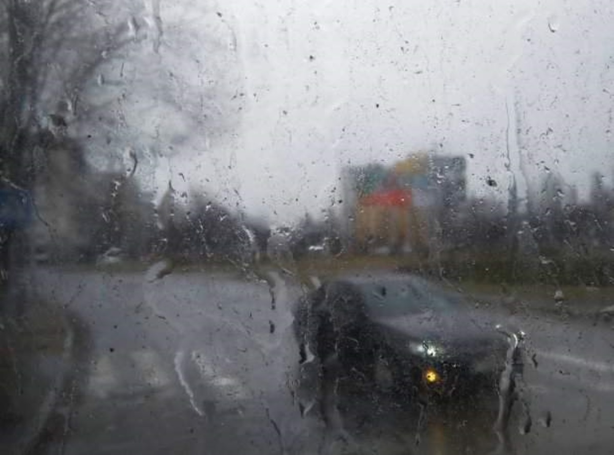 Погода на май: Украину накроют аномальные "волны"