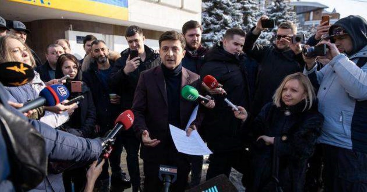 Зеленский придумал, как снизить тарифы на коммуналку: без шуток