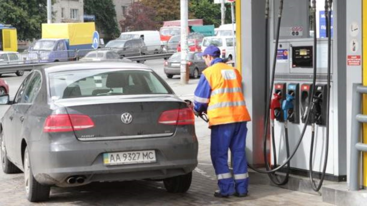 Цены на бензин в мае: чего ждать автовладельцам