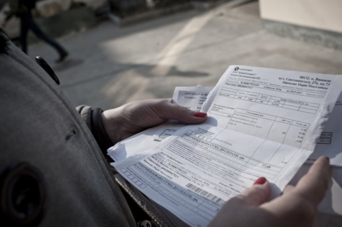 Новые договоры на коммунальные услуги: украинцам объяснили детали