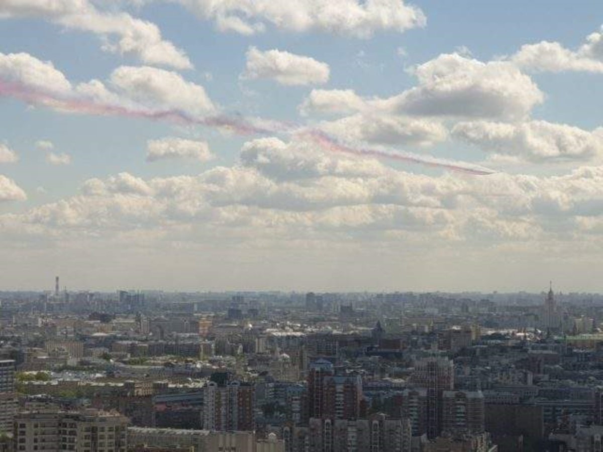 Над москвой. Небо над Москвой. Воздушное небо над Москвой. Небо над Москвой сейчас.