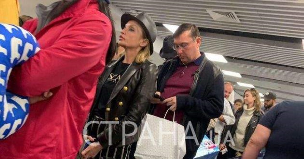 Генпрокурора Луценко заметили в аэропорту Рима с чемоданами