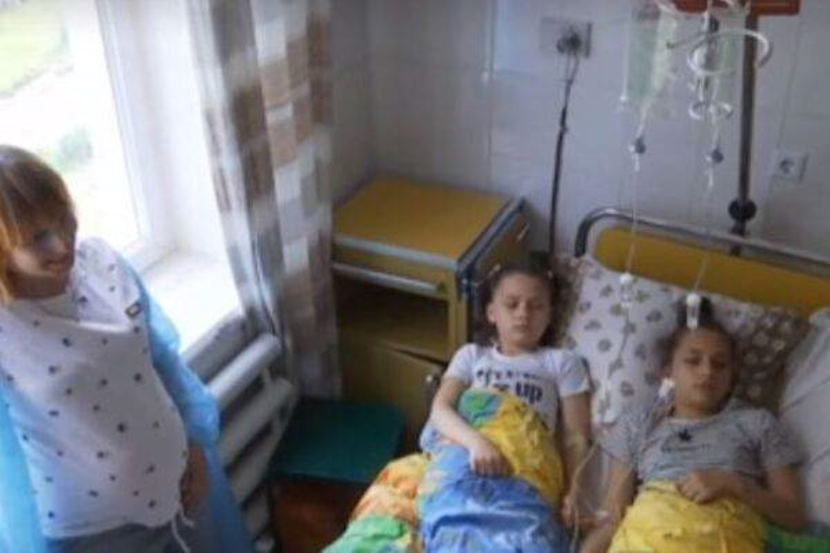 В житомирской школе десятки детей отравили неизвестным веществом