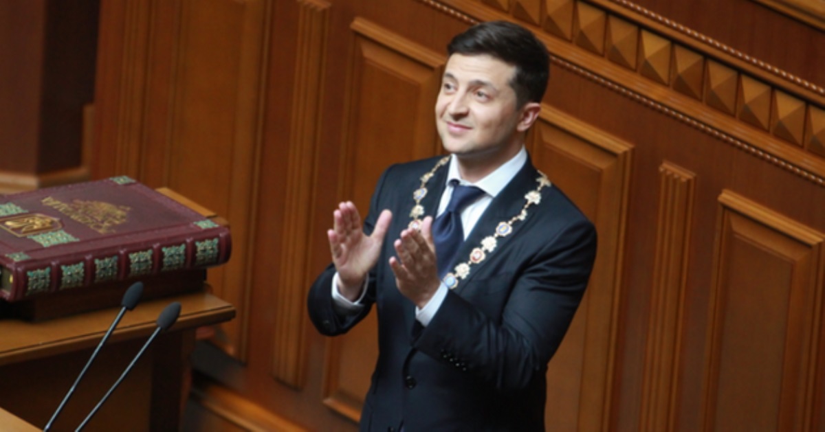 "Кинет всех и будет делать так, как считает нужным ": экстрасенс рассказал о Зеленском-президенте