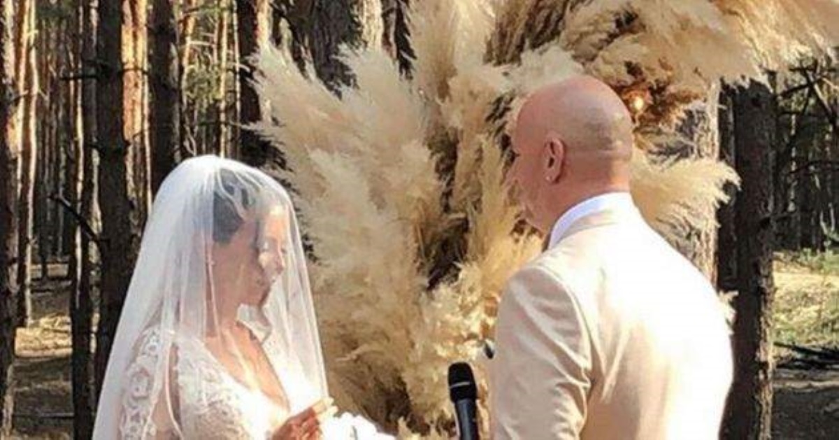 Все-таки они поженились: трогательные кадры со свадьбы Насти Каменских и Потапа