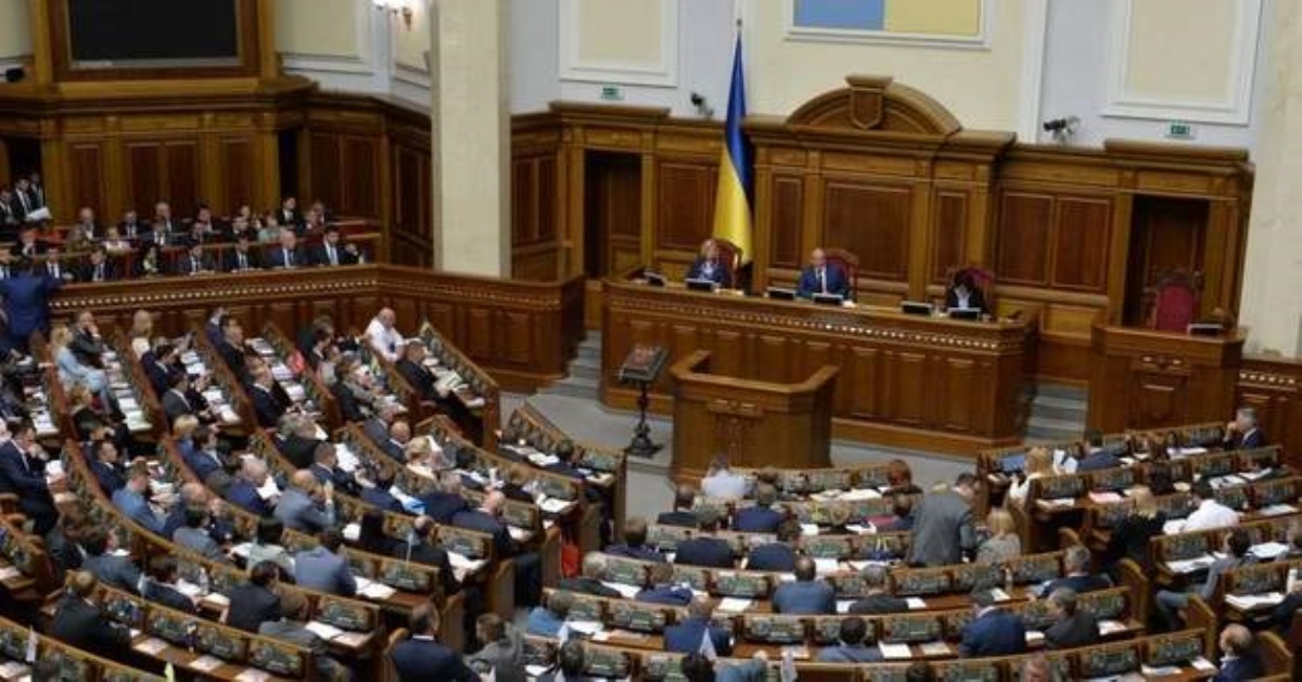 Украинцы выдвинули свои "предложения" Верховной Раде: Чтоб вы жили на наши зарплаты