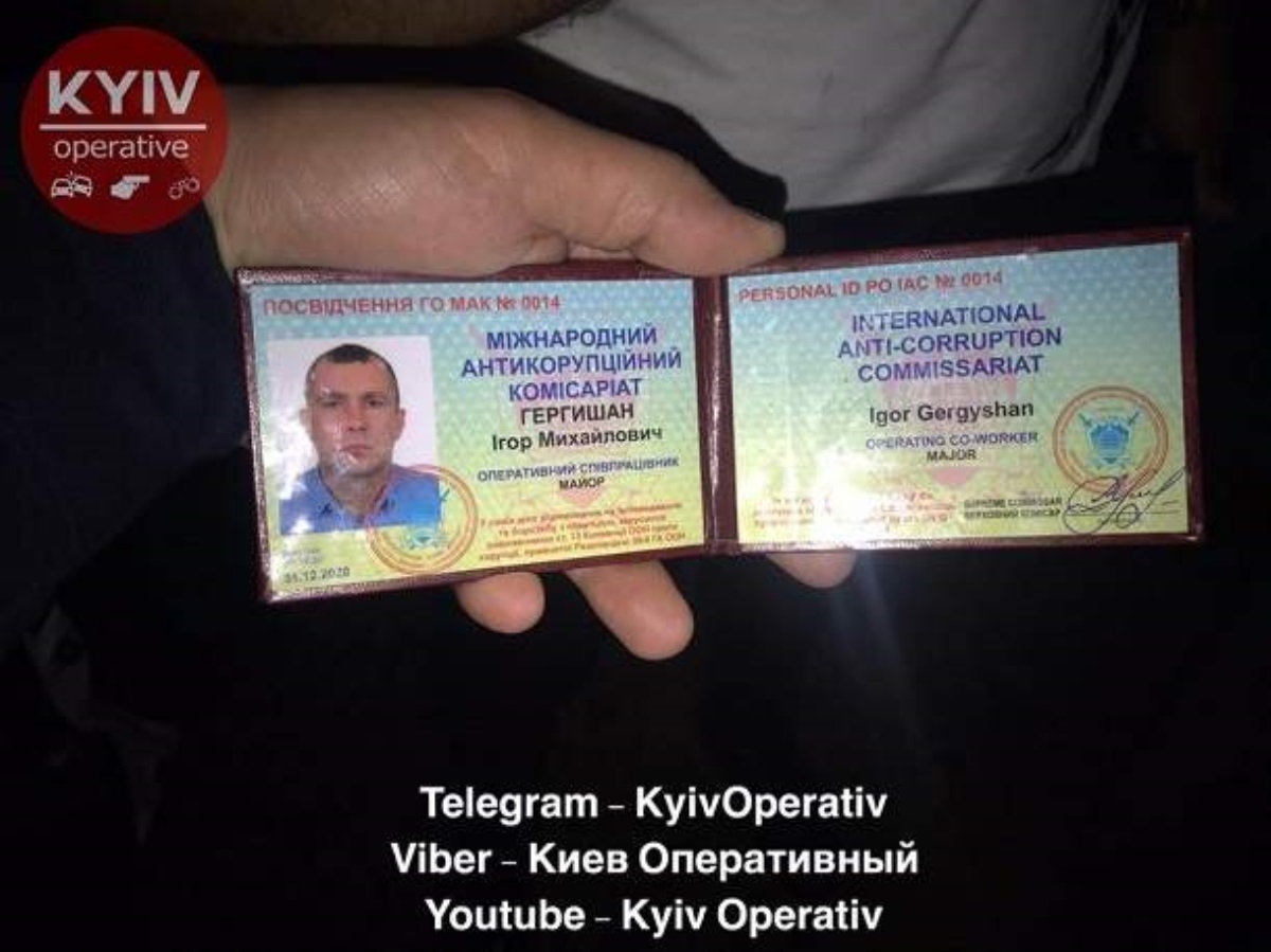«Антикоррупционер» на евробляхе переехал ребенка в Киеве: люди устроили самосуд