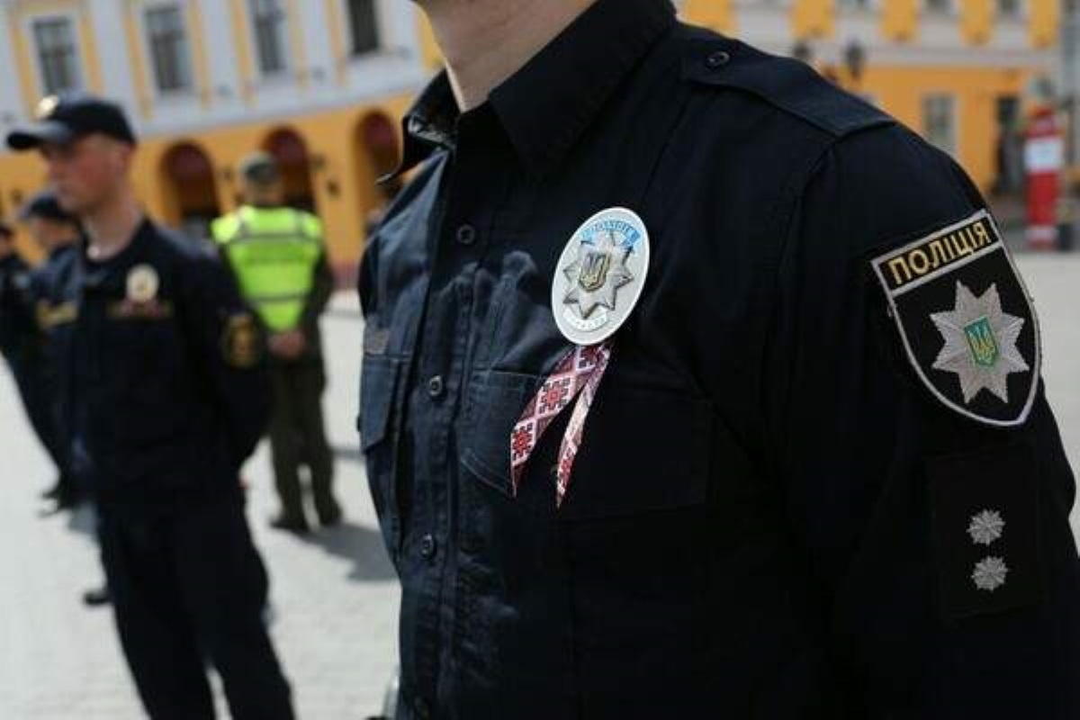 Протест против Зеленского в Ровно: полиция взялась за коллег
