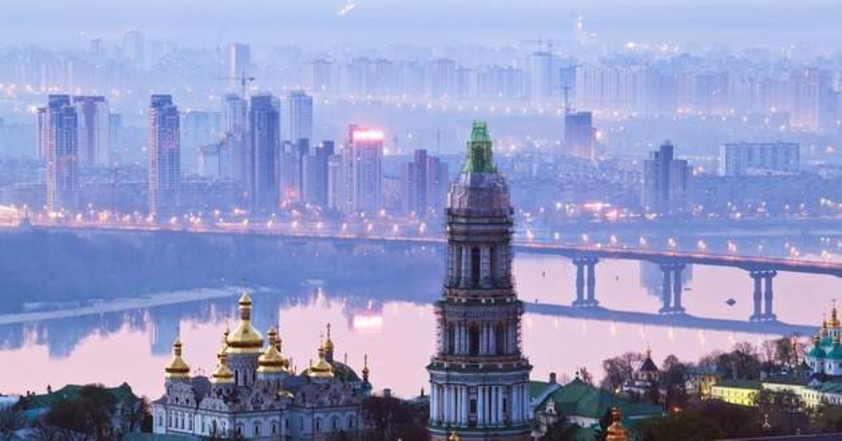 Зеленский и Порошенко признались в любви к Киеву