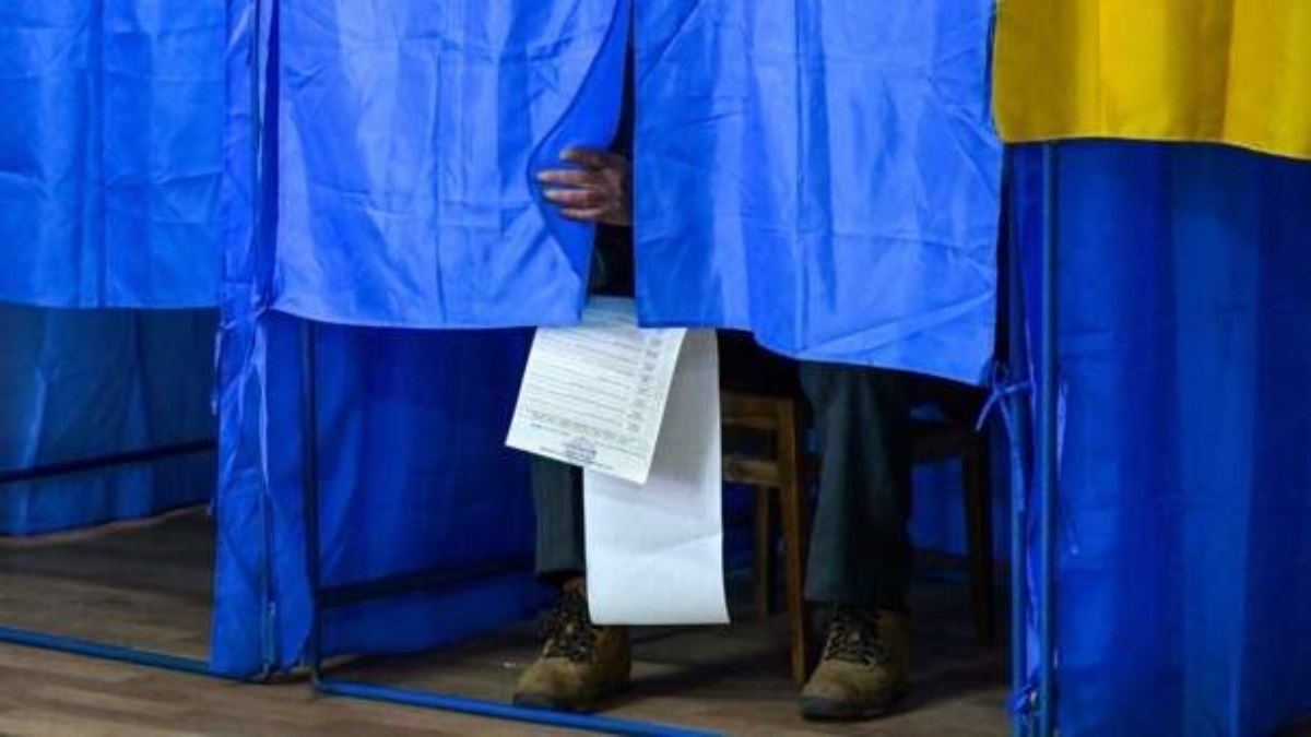 Внеочередные выборы Рады: кто и как может их отменить