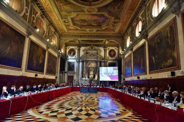 Венецианская комиссия детально изучит закон о языке